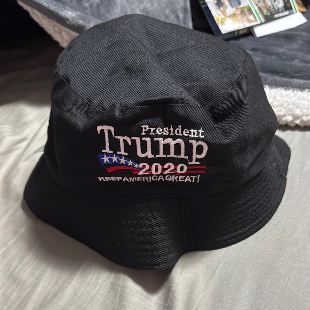 Black Trump 2020 Bucket Hat